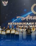 Wakil Gubernur Kalimantan Tengah, H. Edy Pratowo, menghadiri sekaligus membuka Anugerah Keterbuk (3)